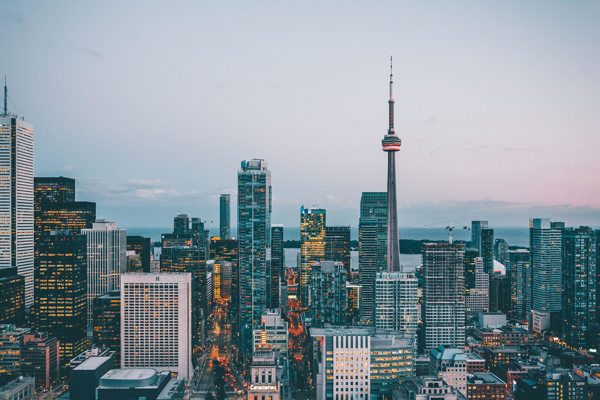 Toronto cityscape cn tower - best traffic ticket lawyer